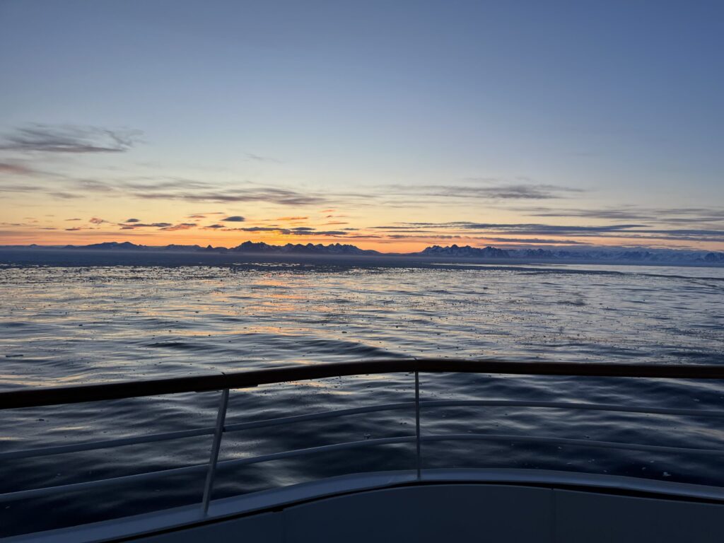 vista-travel-luxuskreuzfahrten-arktis-kreuzfahrt-03