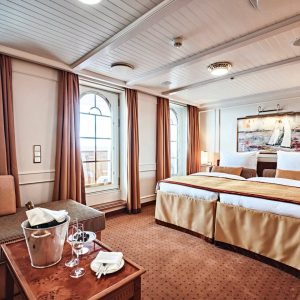 049-Owner-Suiten-mit-Balkon-Kat.-A-Nr.-316-min-1680x1120