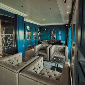 Seven Seas Voyager - Connoisseur Club