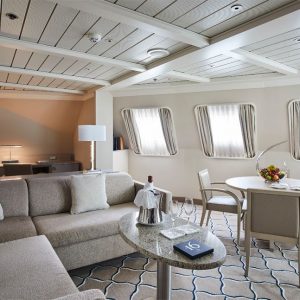 Silversea - Silver Cloud Expedition - Royal Suite