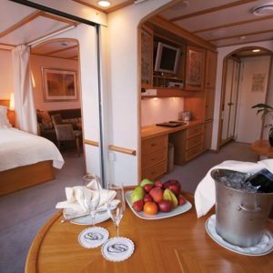 Seadream I - Commodore Suite