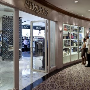 Crystal Serenity - Apropos Shopping