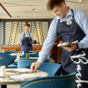 Crystal Ravel - Waterside Restaurant 4