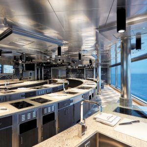 Seven Seas Explorer - Culinary Arts Kitchen Event-Kochschule 2