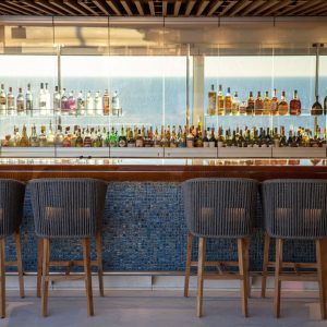 Seven Seas Splendor - Pool Bar