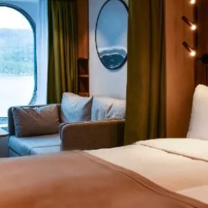 Diana - innen Kabine mit Fenster