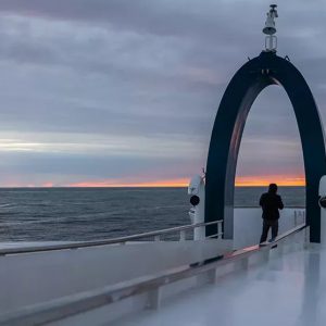 Diana - vom Bug auf See schauen