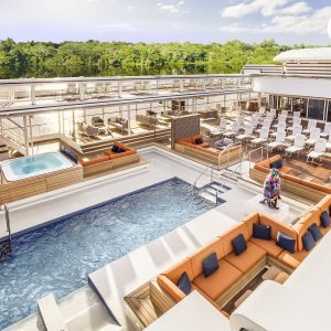 Hanseatic Spirit - Pooldeck