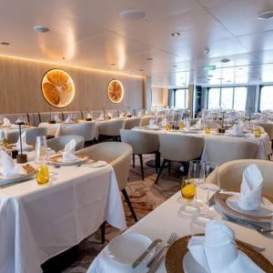 Minerva & Vega innen - Swan Restaurant