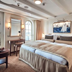 SeaCloudSpirit_DeLuxeLidoOutsideCabin_No406_CatC_001-min-1680x1090