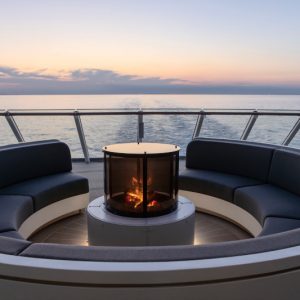 Silver Nova & Silver Ray - Panorama Lounge 01