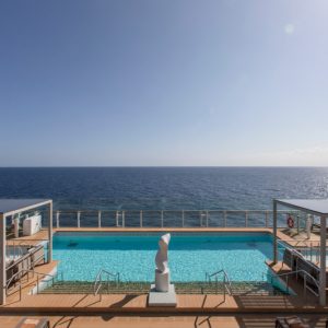 Silver Nova & Silver Ray - Pooldeck 01