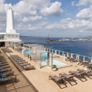 Silver Nova & Silver Ray - Pooldeck 03