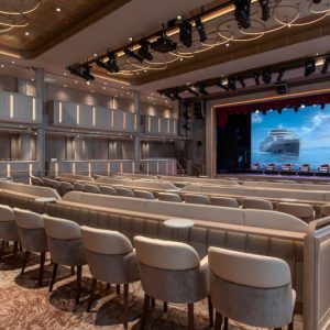 Silver Nova & Silver Ray - Venetian Lounge 01