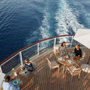 ms Euopa 2 - Yacht Club am Heck